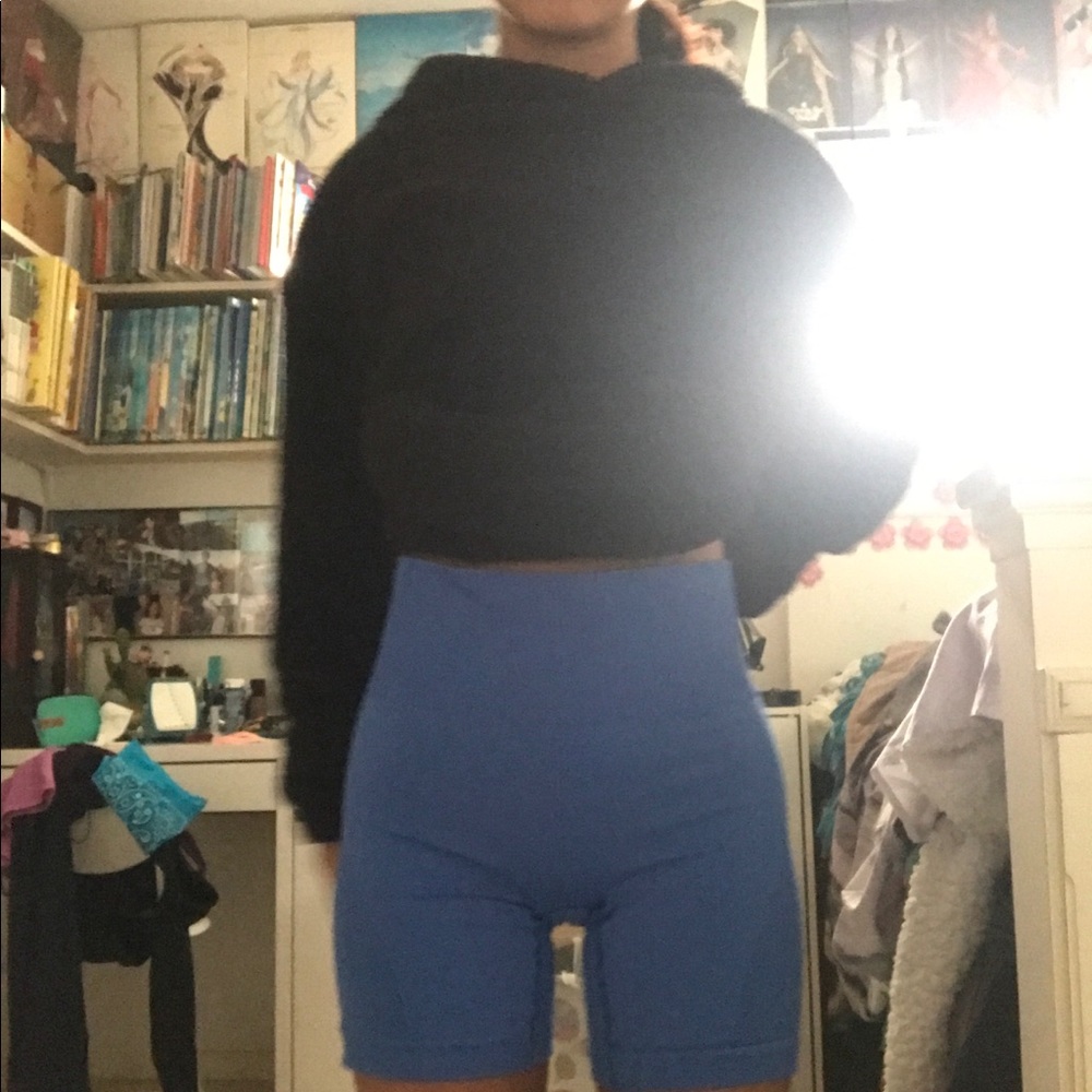 lululemon shorts,size6,highwaisted,barelyworn